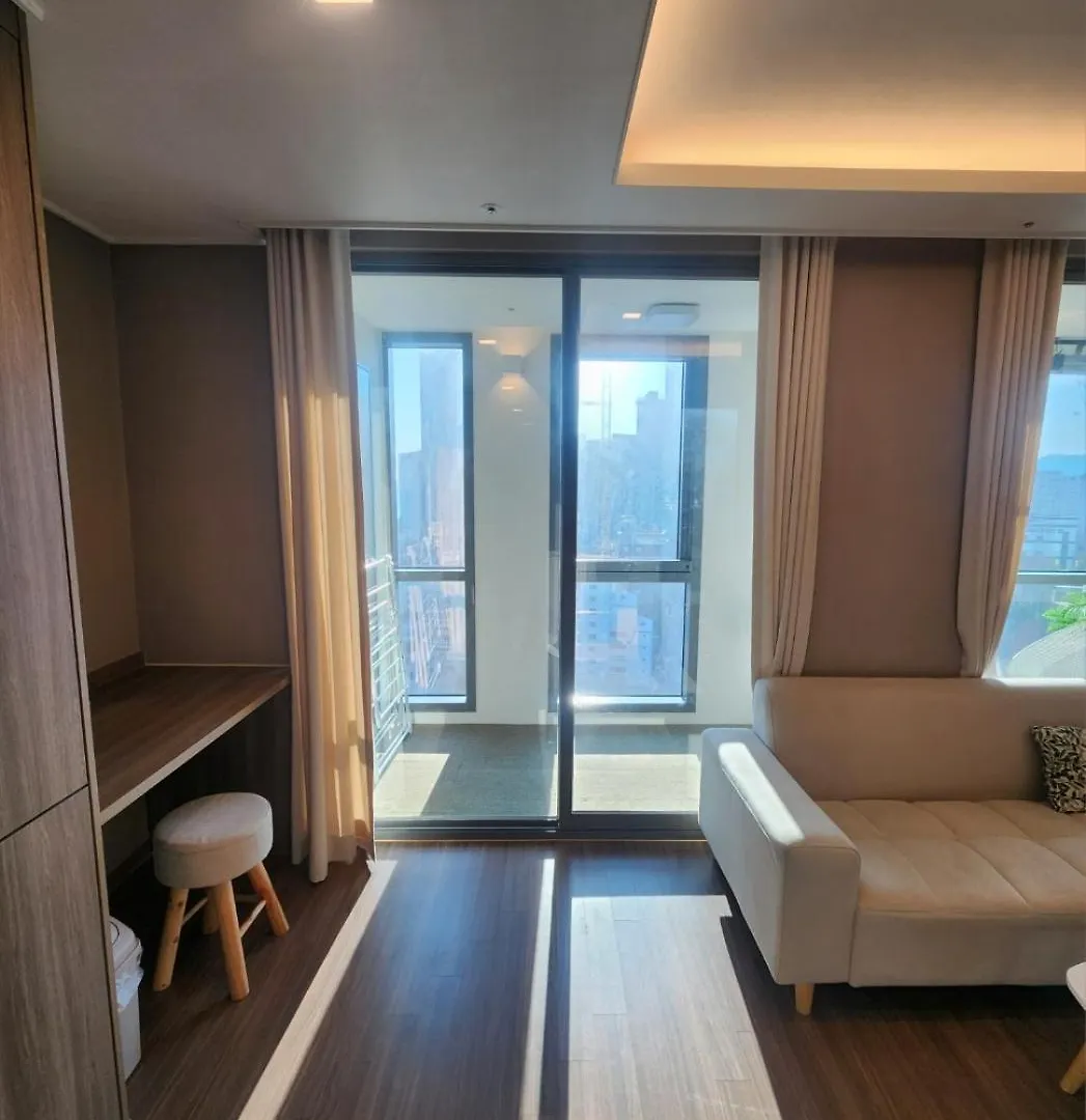Elbon The Stay With A1 Busan South Korea